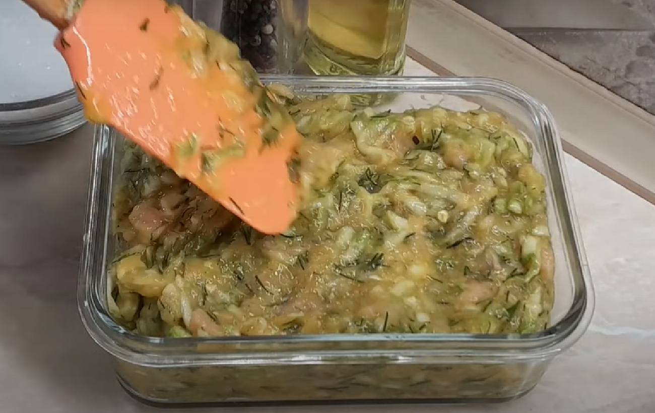 Кабачковая запеканка с куриным филе: рецепт нежирного летнего ужина